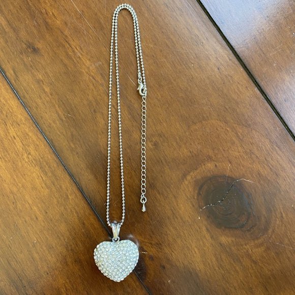 New Silver Heart Chain and Pendant Necklace W/Pave -Reversable - Picture 6 of 6